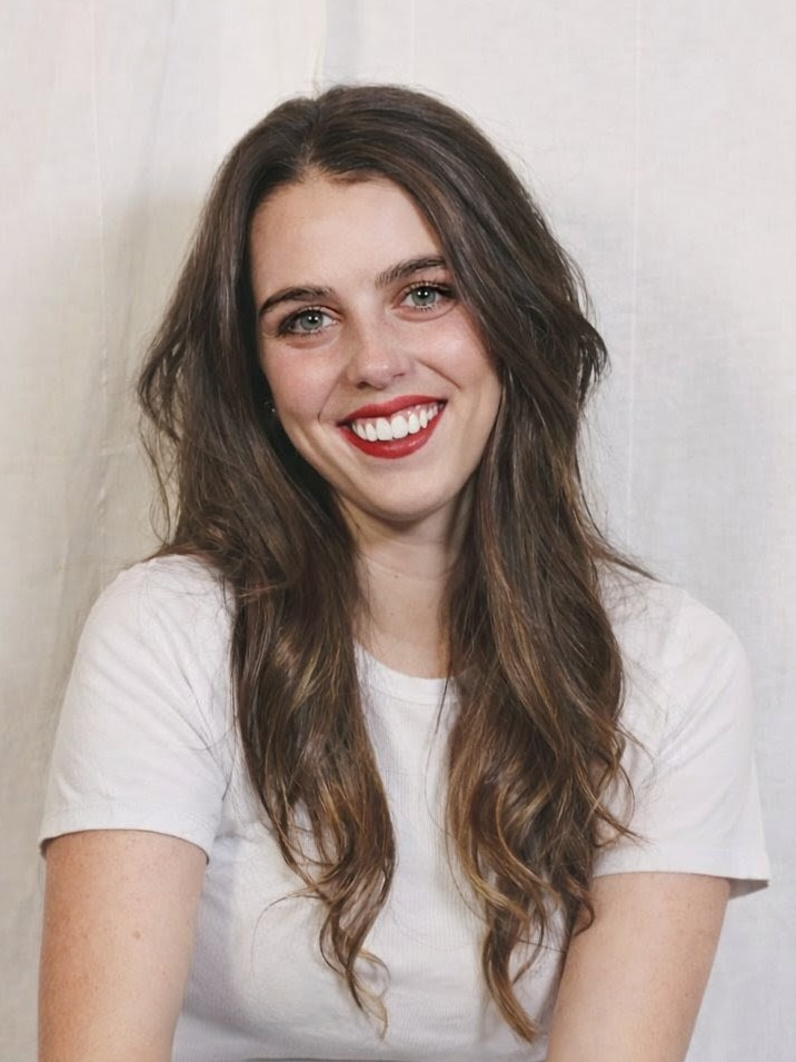 Courtney Revie headshot